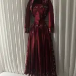 فستان سمراء