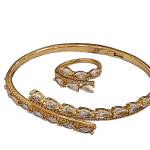 طقم ندى الماس – أناقة الذهب واللمعان